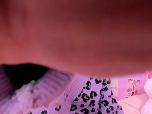 petrouchkaaa_ – webcam model profile photo Image 16