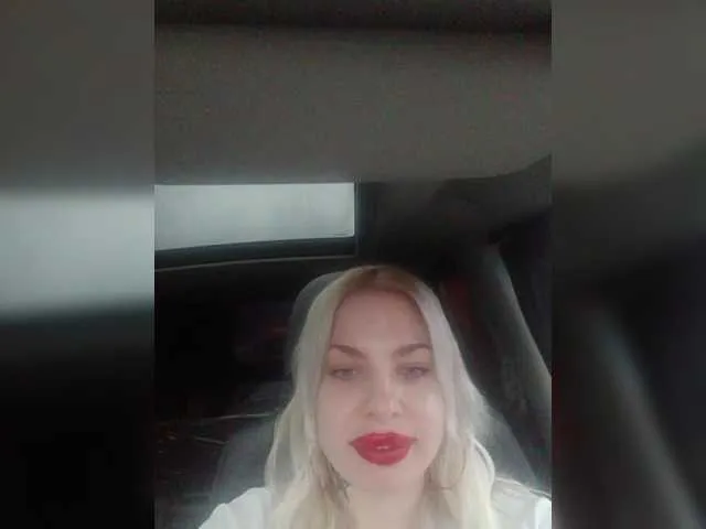 Djesikaa – webcam model profile photo