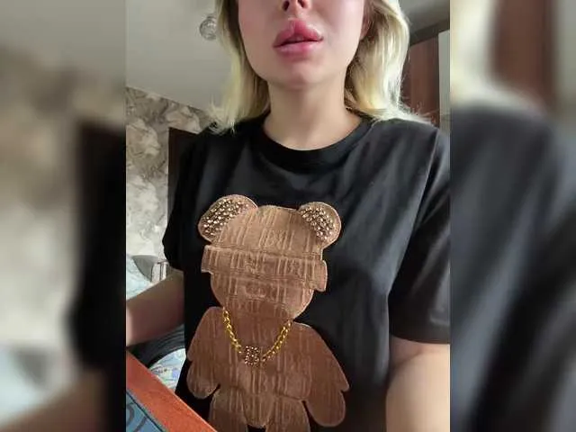 TessaMyst – webcam model profile photo Image 14