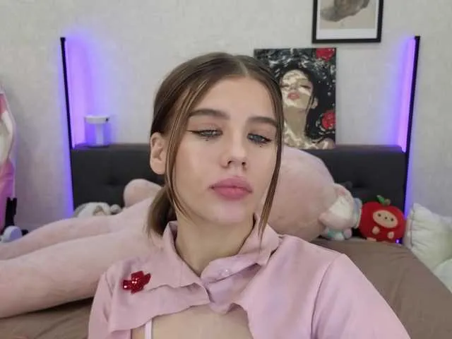 petrouchkaaa_ – webcam model profile photo Image 10