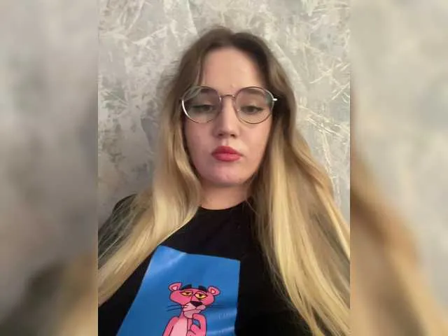 DaphneBecket – webcam model profile photo Image 3