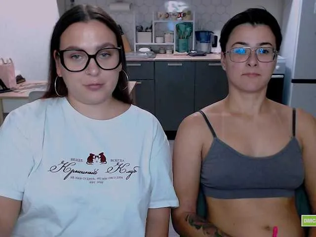 MadelineLane – webcam model profile photo Image 15