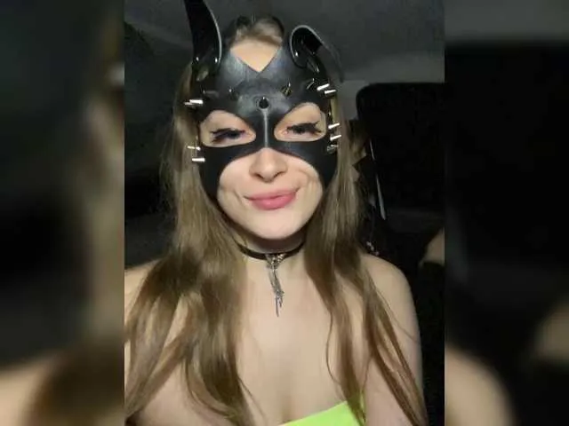 HaleyLyon – webcam model profile photo Image 11