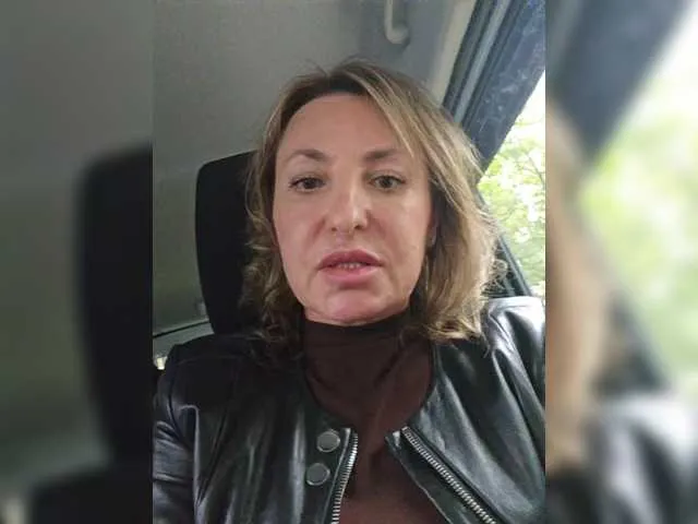 Dolce – webcam model profile photo Image 17