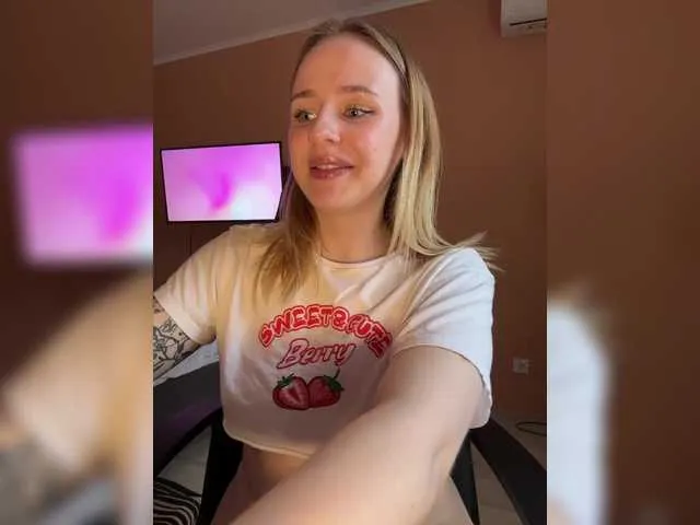 GrettaGrand – webcam model profile photo Image 4