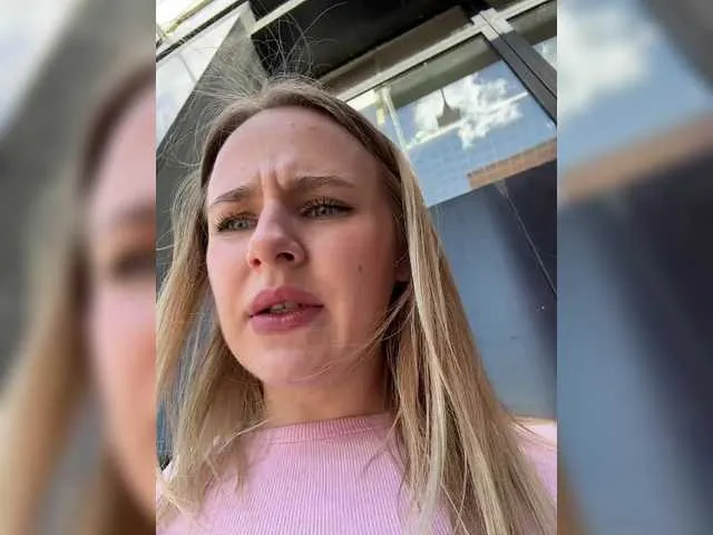 GrettaGrand – webcam model profile photo Image 8