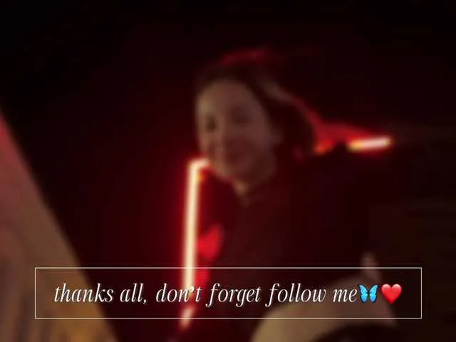 SajaraBowen – webcam model profile photo Image 13