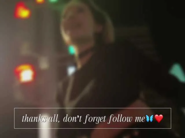 SajaraBowen – webcam model profile photo Image 14