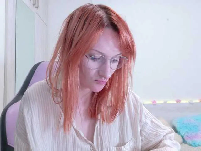 CristinaRous – webcam model profile photo Image 15