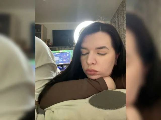 PollyElfi – webcam model profile photo Image 17