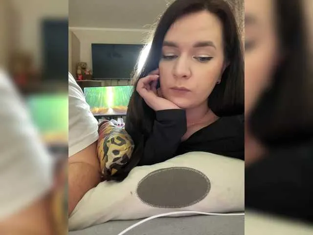 PollyElfi – webcam model profile photo Image 18