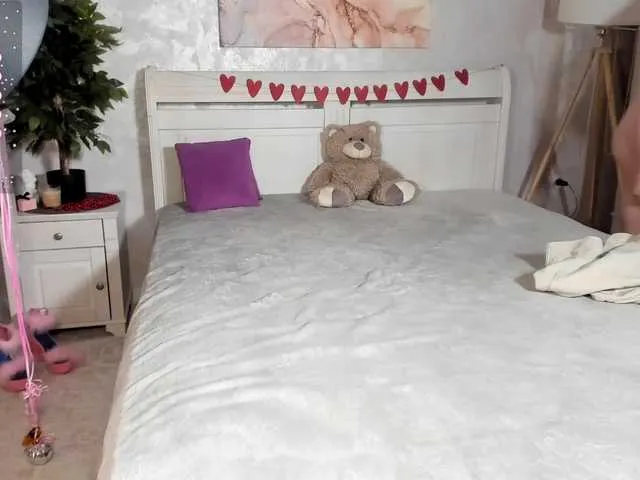 hi-eva7 – webcam model profile photo