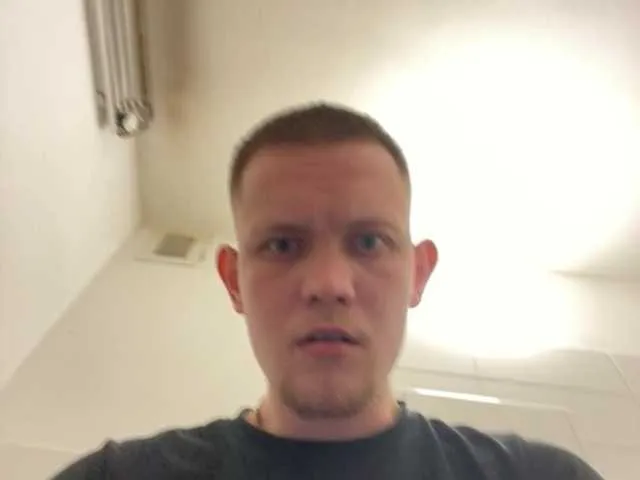 LilaSolace – webcam model profile photo Image 2