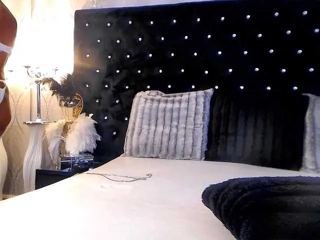 sigmasian – webcam model profile photo Image 2