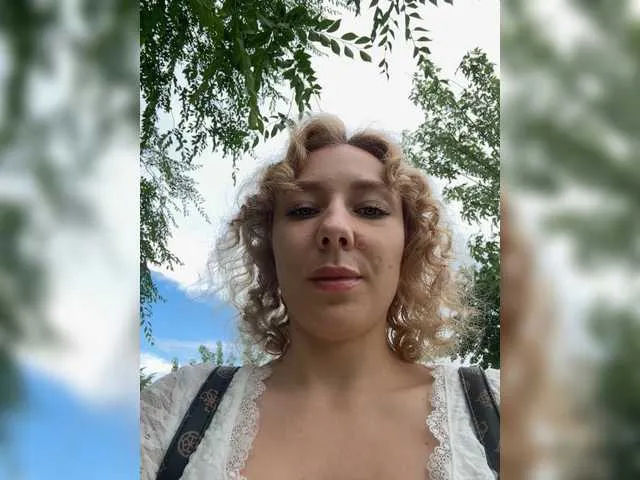 JessieLiu – webcam model profile photo Image 8