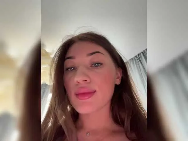 CatalinaDalessio – webcam model profile photo Image 17