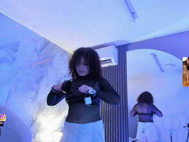 BABYVIK – webcam model profile photo Image 18