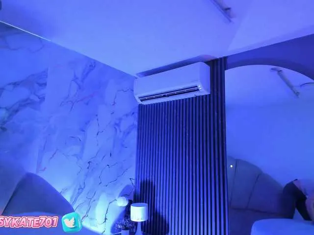 BABYVIK – webcam model profile photo Image 3