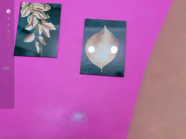 Dolce – webcam model profile photo Image 17