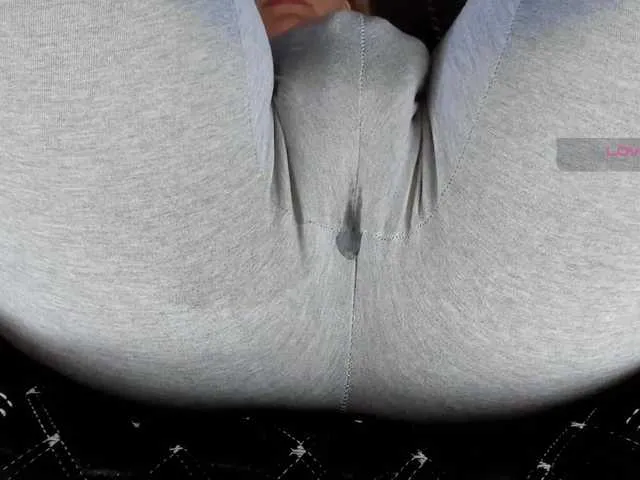 shina_mo_n_ch – webcam model profile photo Image 2