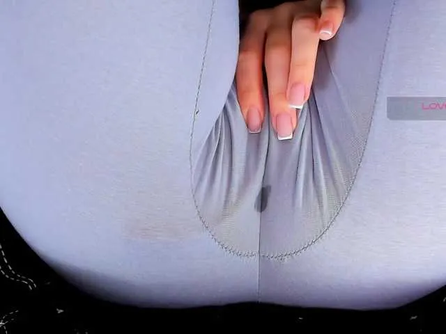 shina_mo_n_ch – webcam model profile photo Image 5