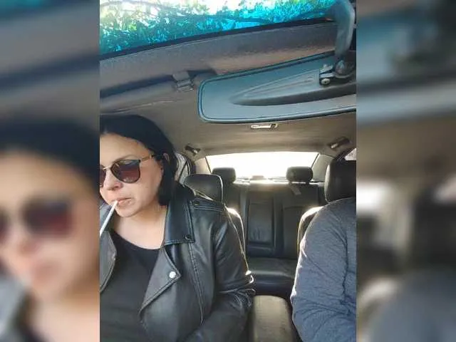 ErzabelLew – webcam model profile photo Image 14