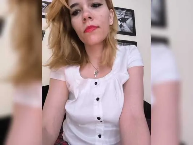 PollyElfi – webcam model profile photo Image 17