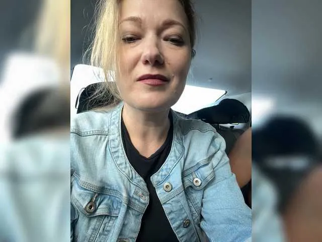 MarisaGrace – webcam model profile photo Image 2