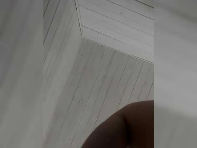 Kristi1611 – webcam model profile photo