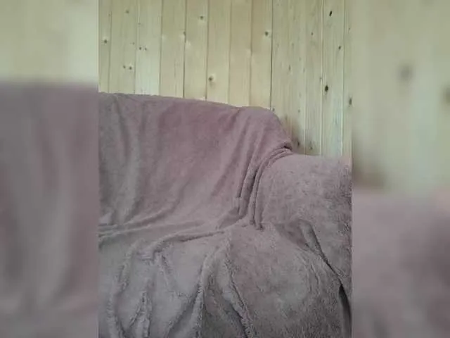 CristinaRous – webcam model profile photo Image 15