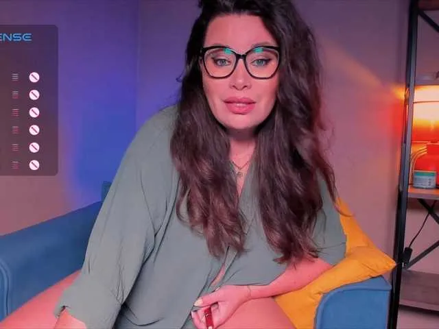 AyshaConnor – webcam model profile photo Image 8