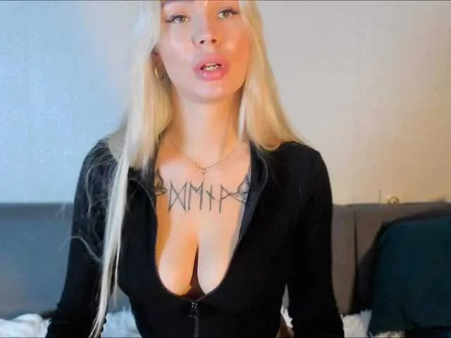 ericiii – webcam model profile photo Image 18