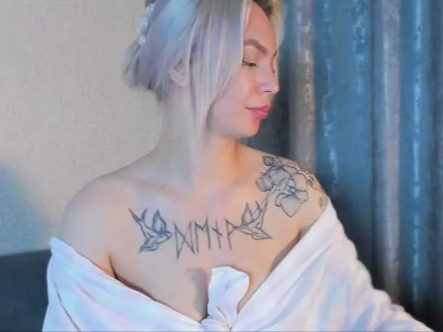 ericiii – webcam model profile photo Image 8