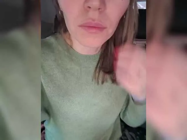 LiaLucos – webcam model profile photo