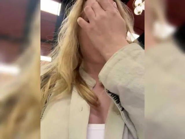 3hotandyoung3 – webcam model profile photo Image 17