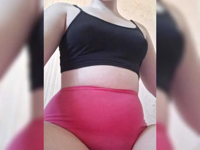 hinako08 – webcam model profile photo Image 4