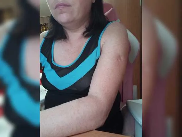 Lola18111 – webcam model profile photo