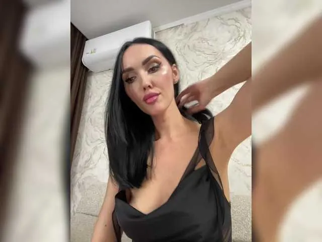 DandanBurgerking – webcam model profile photo Image 4