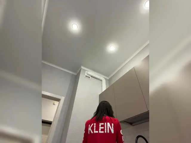 Liza_risky – webcam model profile photo Image 17