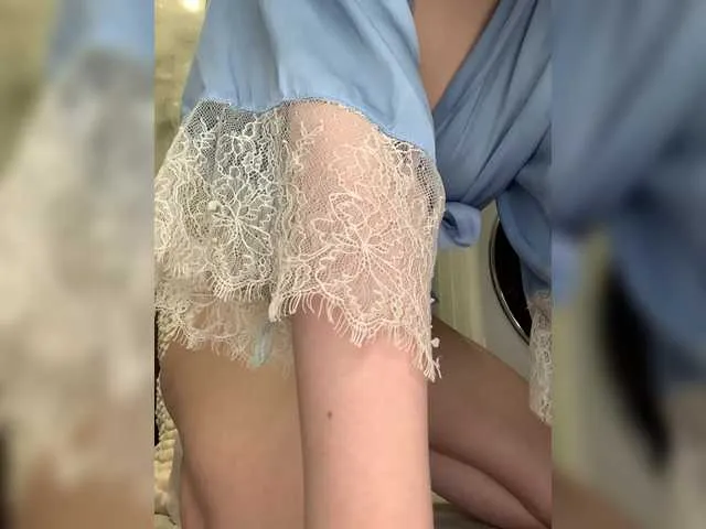 PollyElfi – webcam model profile photo Image 12