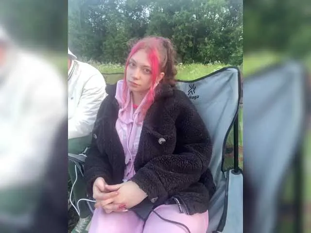 Ema_japanese – webcam model profile photo Image 10