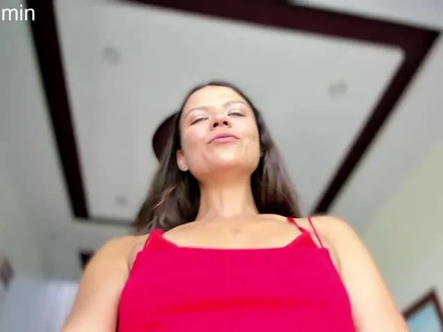 AdrianaAndrade – webcam model profile photo Image 2