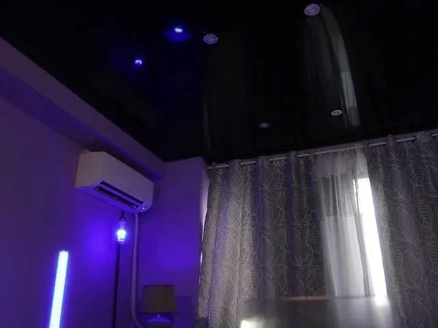 AnnieArias – webcam model profile photo Image 15