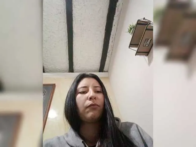 Belle___ – webcam model profile photo Image 14