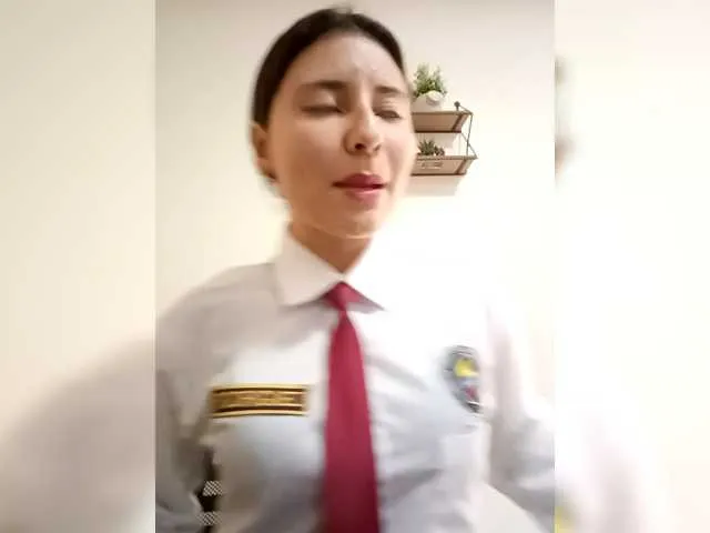 Belle___ – webcam model profile photo Image 18