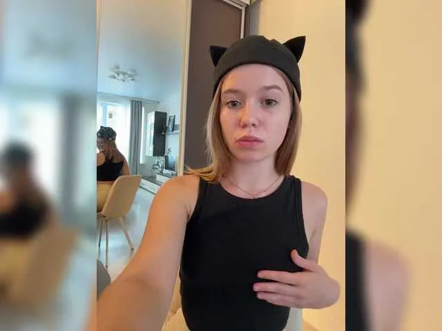 PrincessMcCormick – webcam model profile photo Image 15