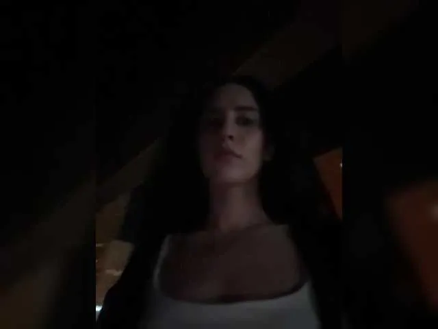 PollyElfi – webcam model profile photo Image 2