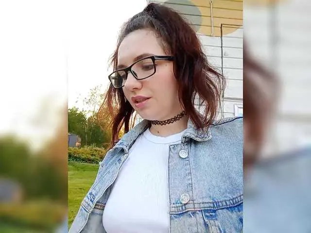 CatalinaDalessio – webcam model profile photo Image 4