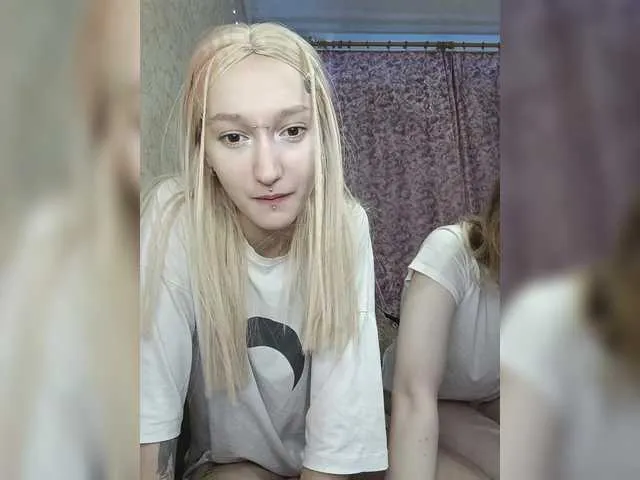 PaulinaGiovanni – webcam model profile photo Image 3