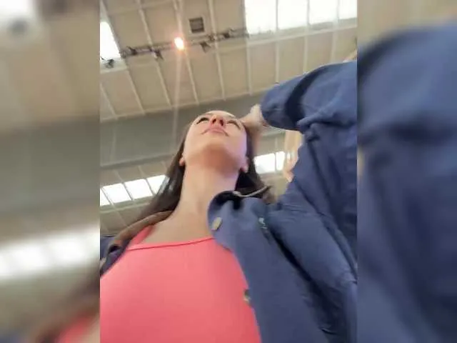 LunaTempt – webcam model profile photo Image 13